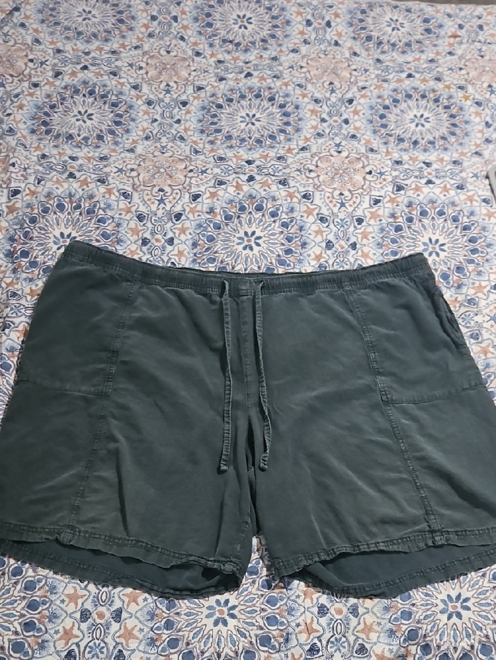 White Stag Teal Elastic Waist Bermuda Shorts